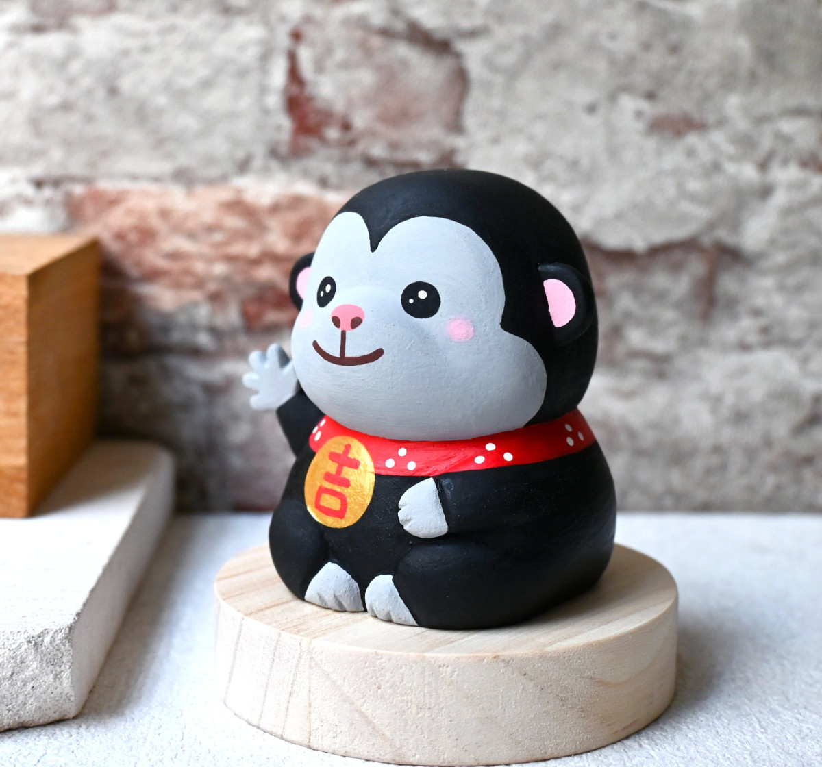 猴運到 招財小猴子 手工木製擺飾 小金剛 療癒小木雕公仔