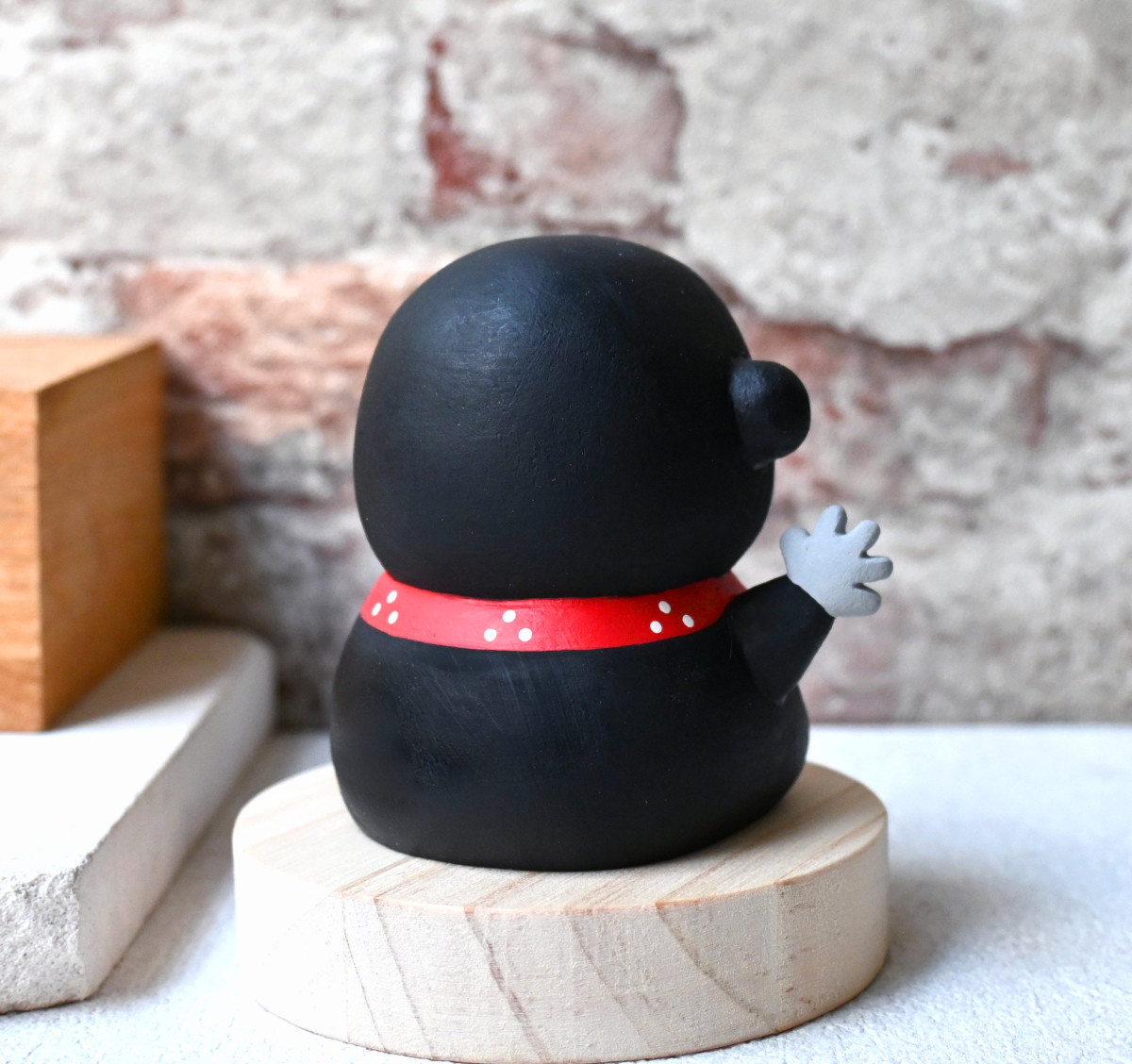 猴運到 招財小猴子 手工木製擺飾 小金剛 療癒小木雕公仔