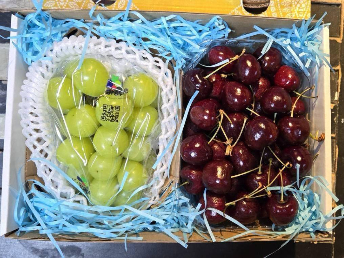 【新年水果禮盒】樂福嚴選/紐西蘭空運頂級櫻桃雙拼韓國空運頂級麝香葡萄/雙喜臨門新年禮盒《限量版/售完為止》