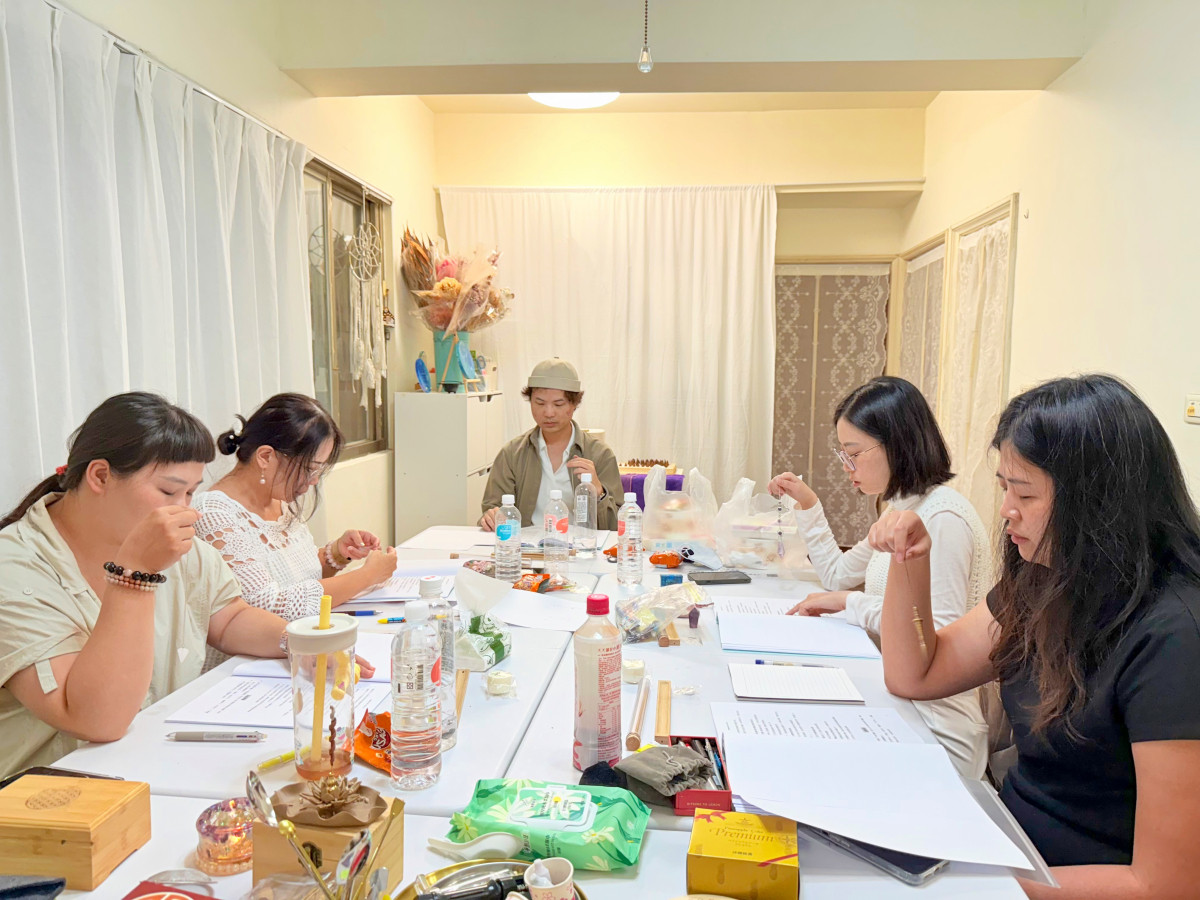 靈擺應用與線香手作