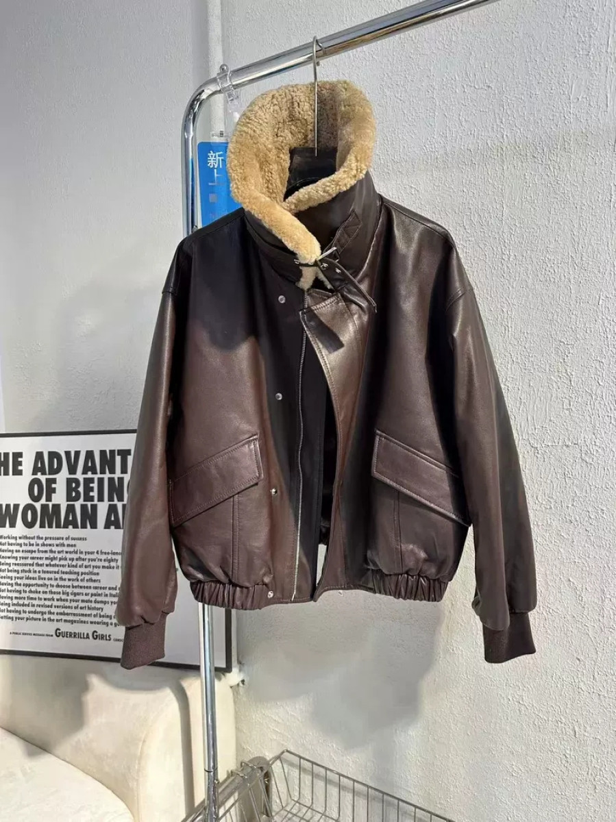 羽絨皮衣 領子有扣帶 袖口羅紋款 油蠟綿羊皮  黑色 酒紅 咖啡