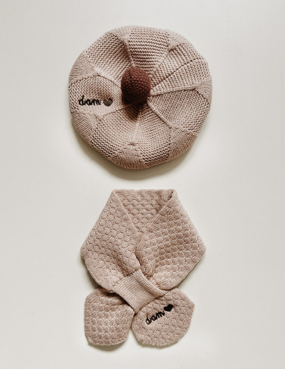 韓國刺繡｜唯美冬季針織刺繡貝蕾帽