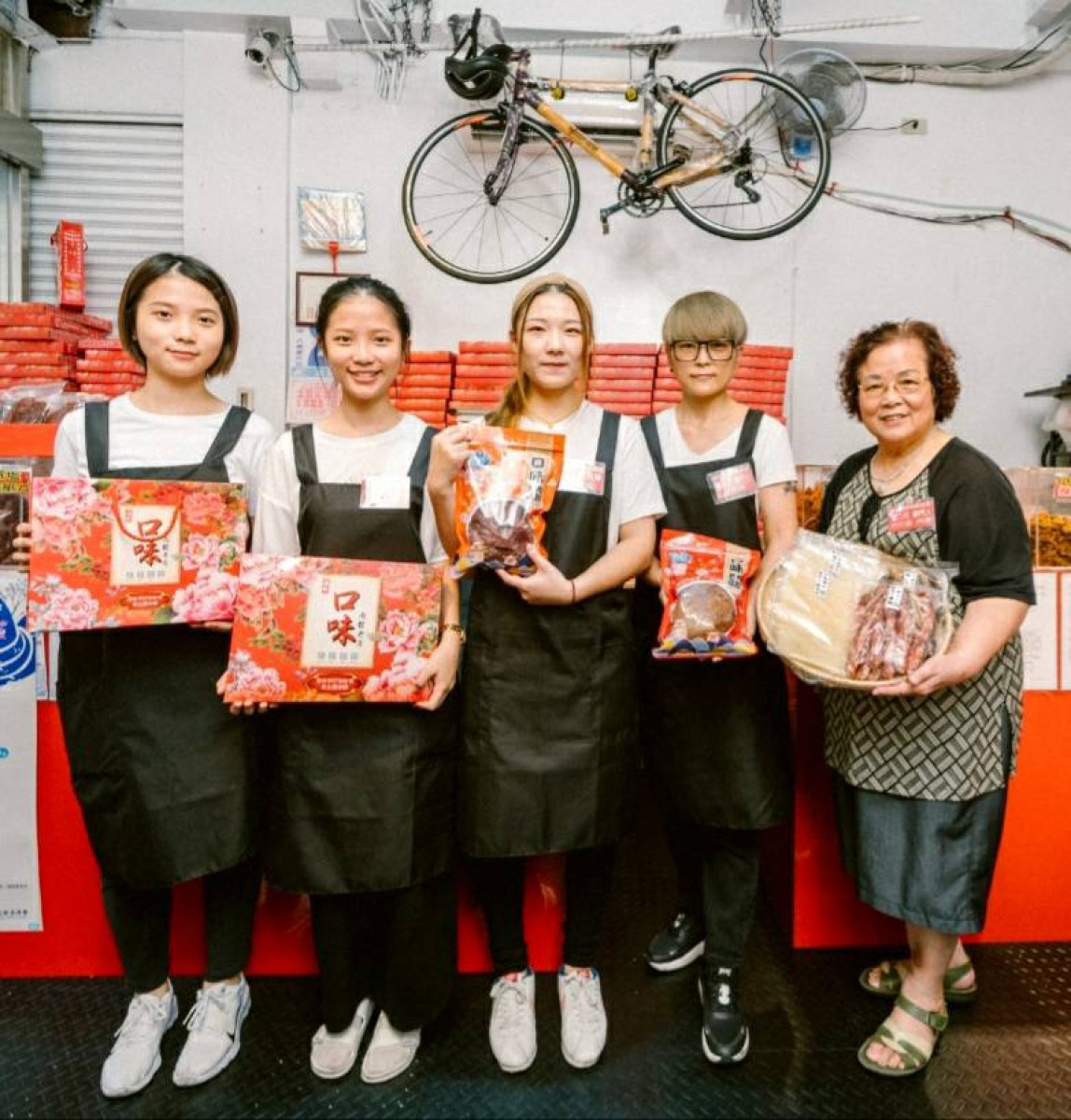 豬肉乾✚豬肉絲  (客家牡丹花小禮盒:600元)