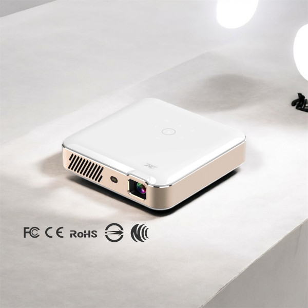 專注高品質耐用適應各環境的無線微型高亮行動投影機